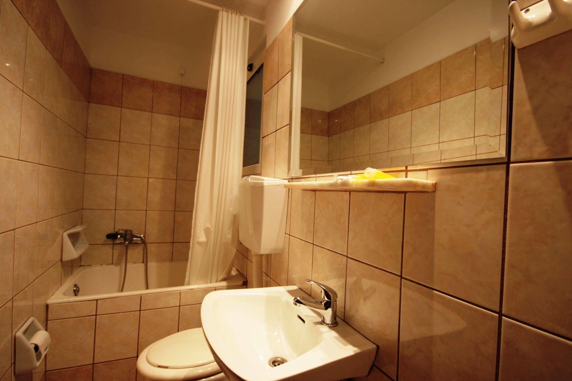 Vienna Hotel